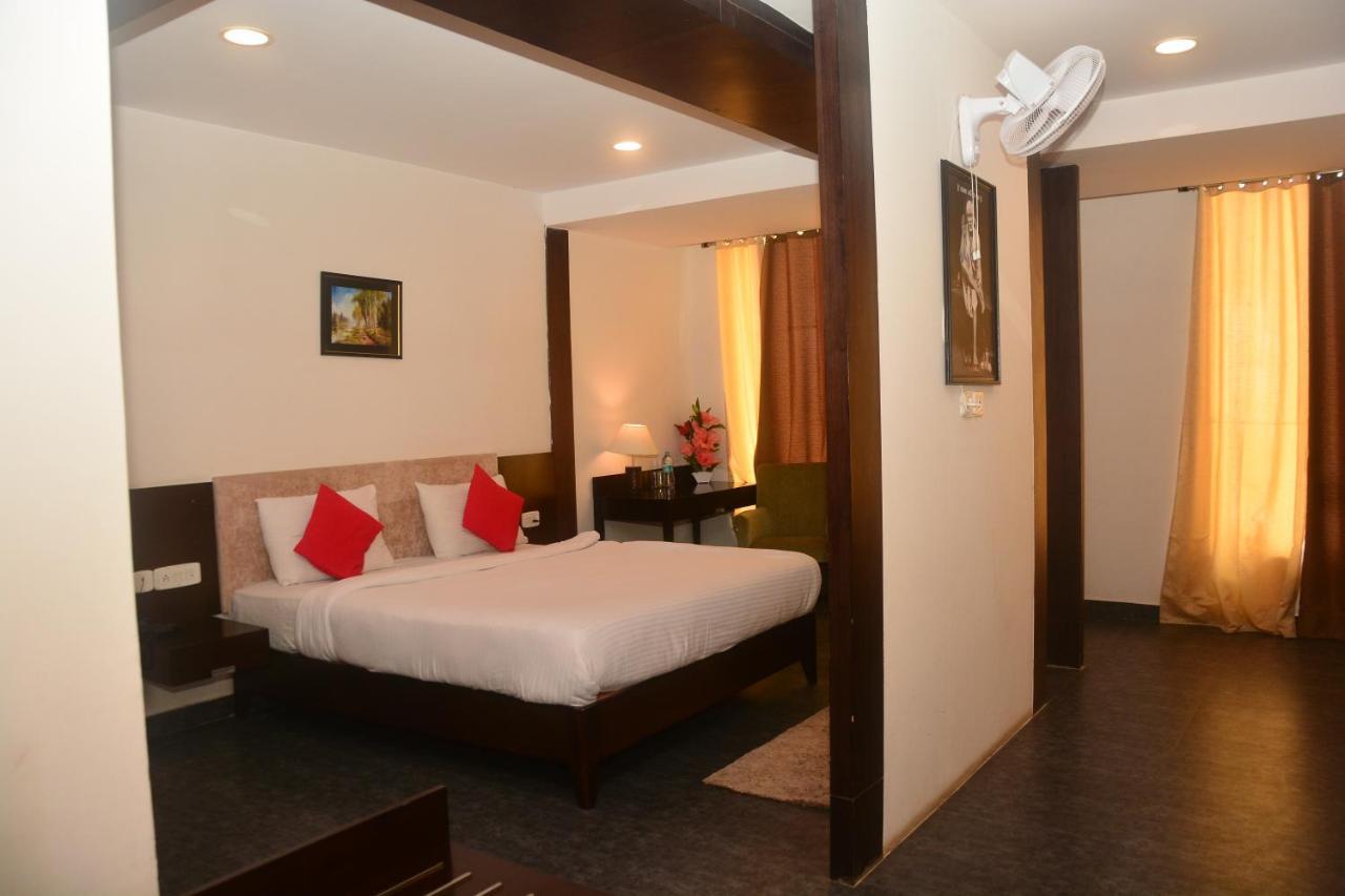 Sai Sharnam Serviced Apartments Shirdi Zewnętrze zdjęcie